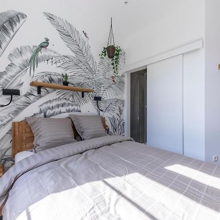 Iqs Rooms - Chambre Double Avec Salle De Bain ルクセンブルク エクステリア 写真