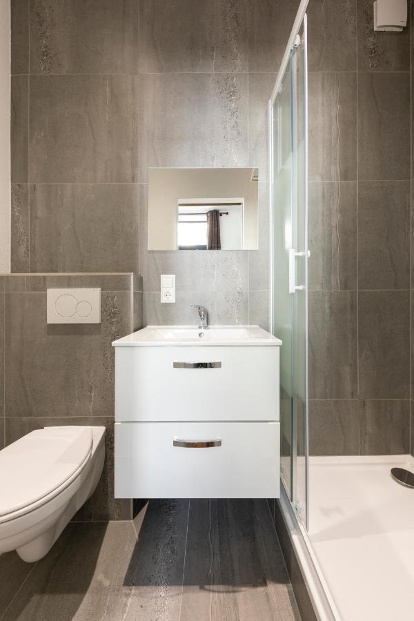 Iqs Rooms - Chambre Double Avec Salle De Bain ルクセンブルク エクステリア 写真